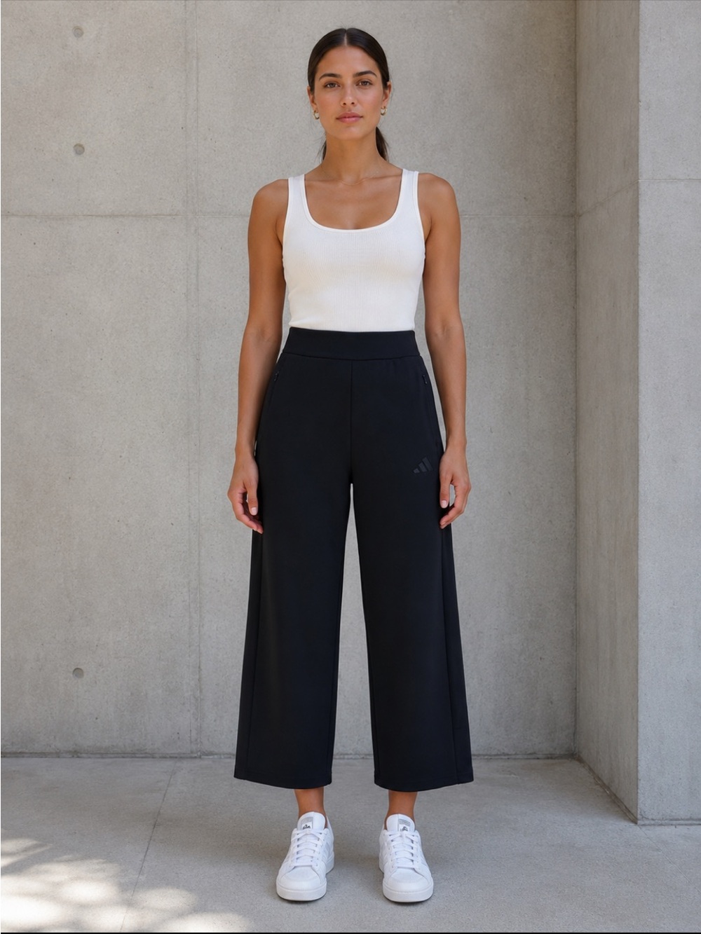 adidas High Rise Wide Leg Cropped Pants Black Size M